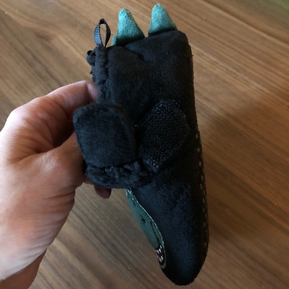 Toddler Slippers NWOT - Picture 3 of 3